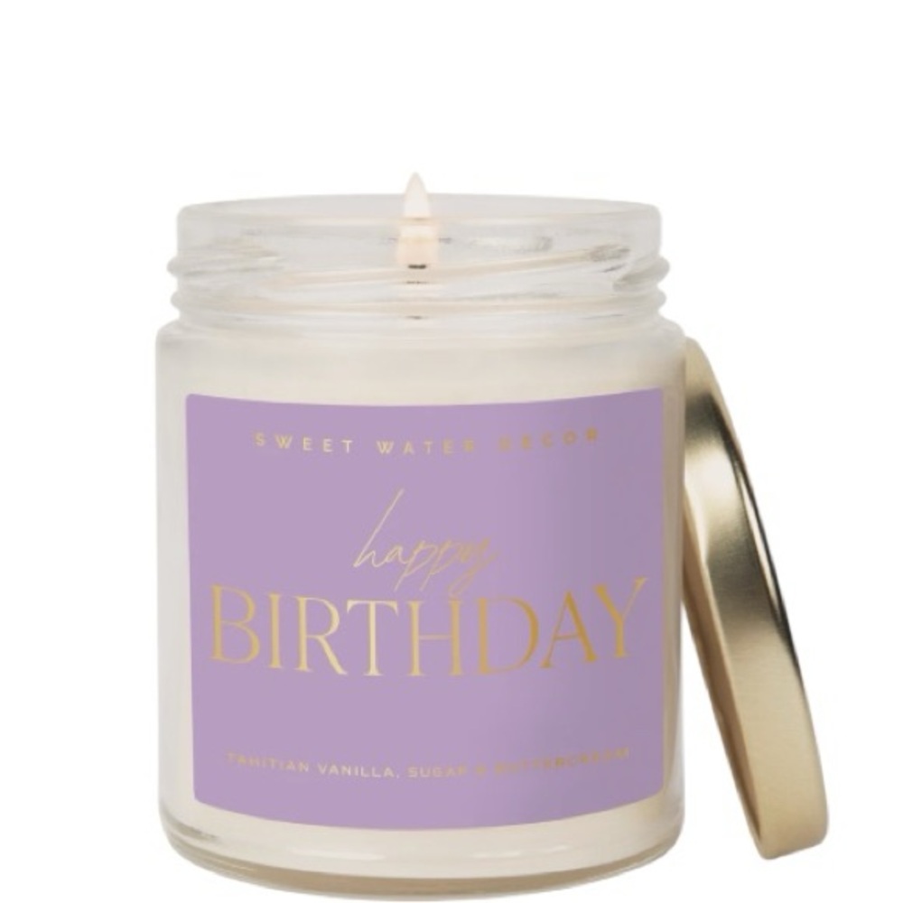 NWT Happy Birthday Candle 9 OZ
TAHITIAN VANILLA, SUGAR, & BUTTERCREAM